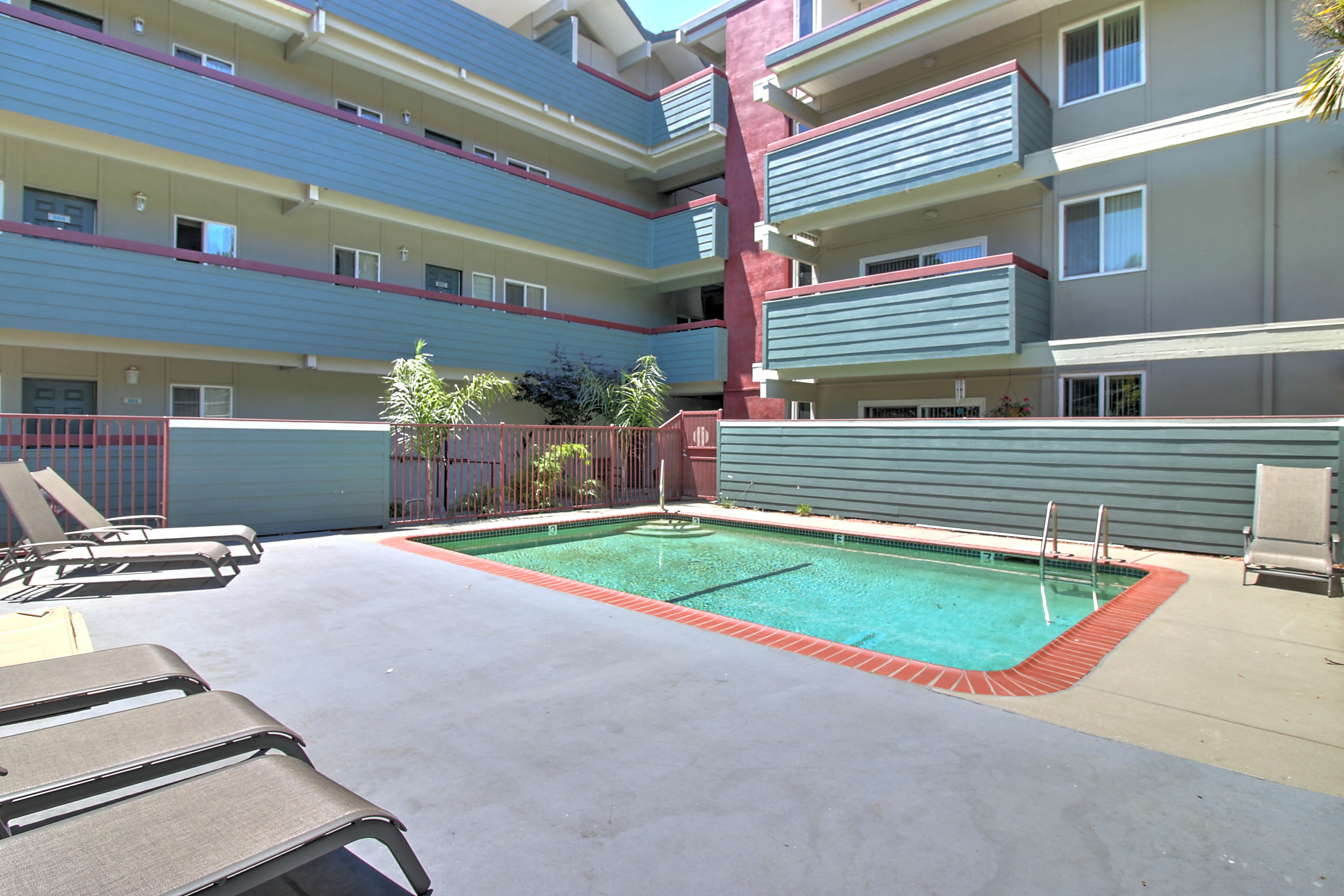 Lake Towers photo 2